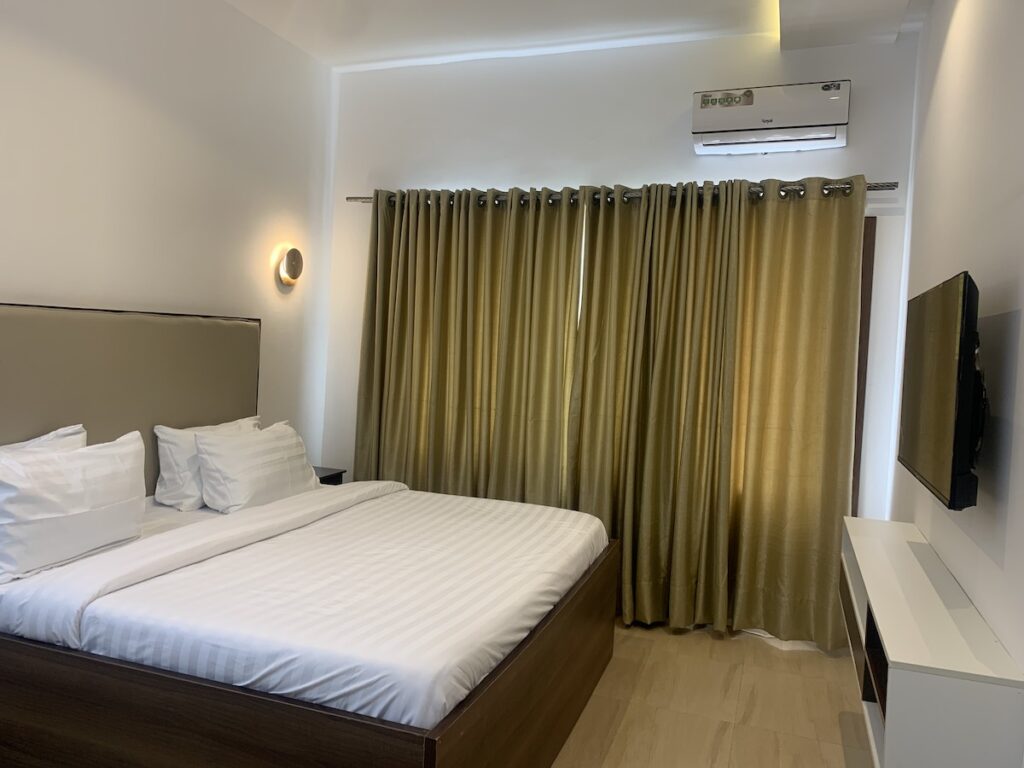greywood-executive-room-hotel-ikeja
