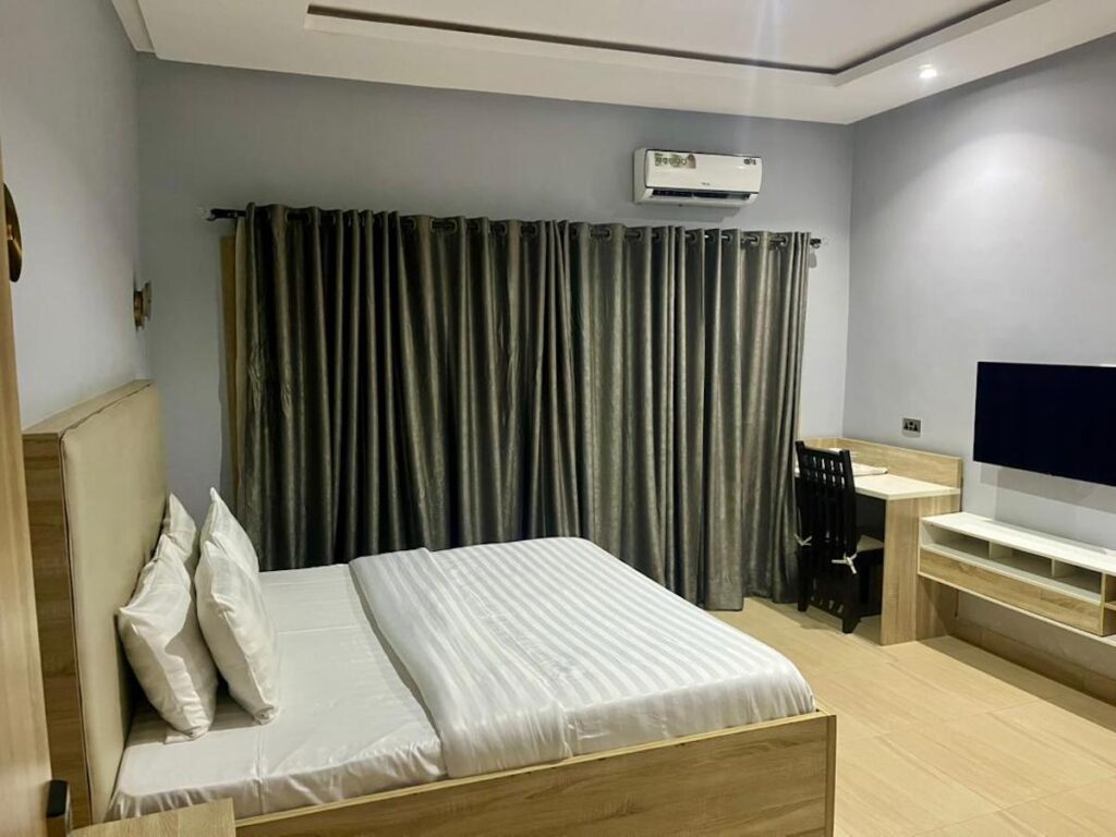 greywood-apartment-f