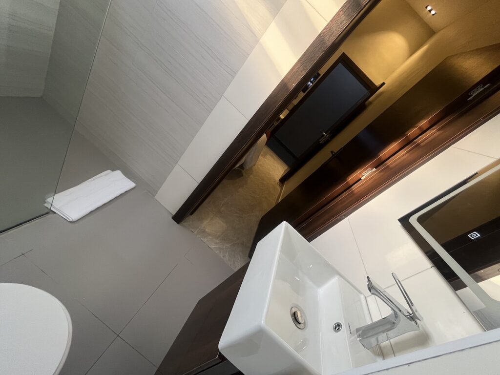 classic-teestone-hotel-ikeja-ojodu-lagos-8