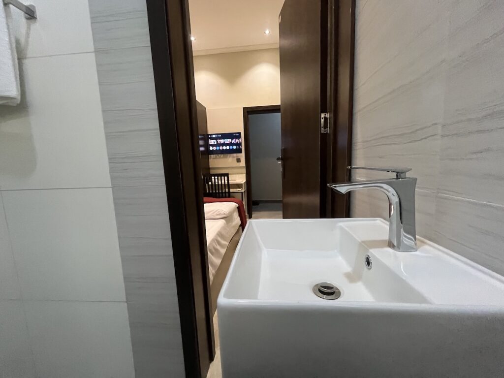 classic-teestone-hotel-ikeja-ojodu-lagos-1