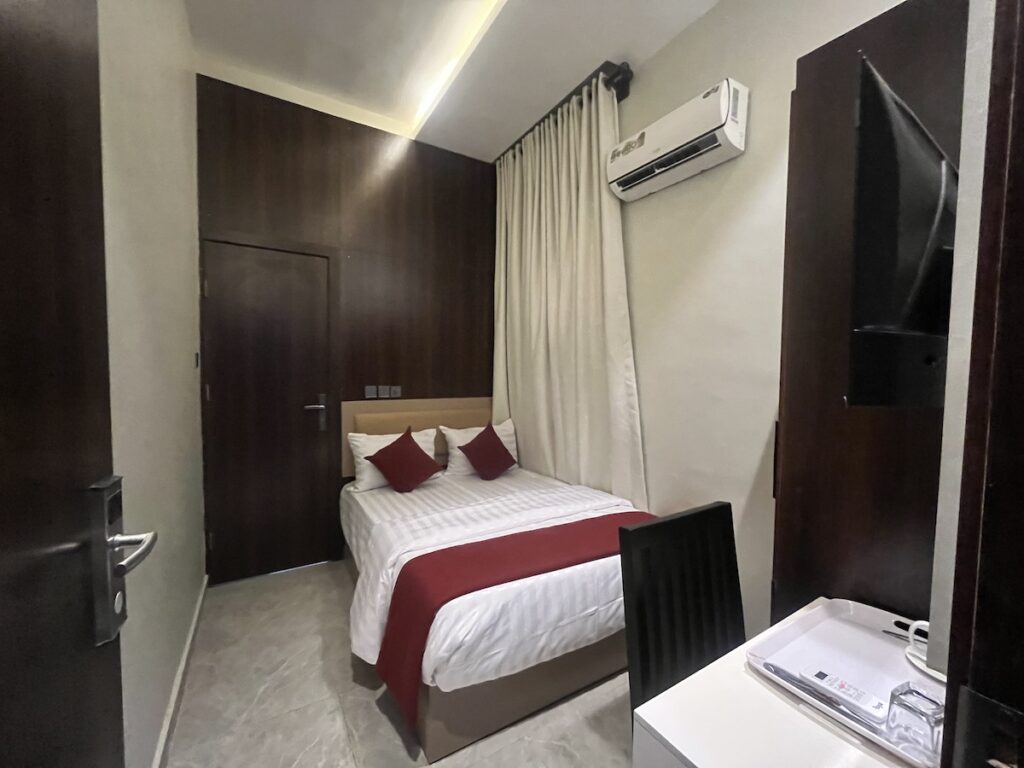 classic-teestone-hotel-ikeja-ojodu-lagos-8