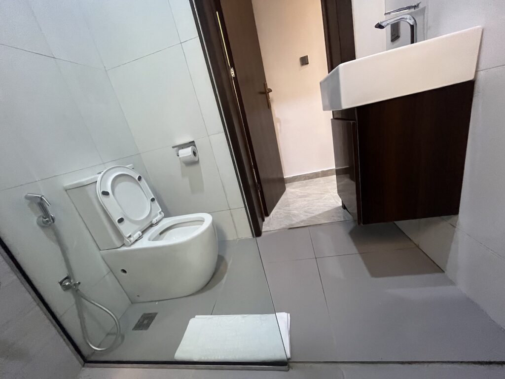 executive-teestone-hotel-ikeja-ojodu-lagos2