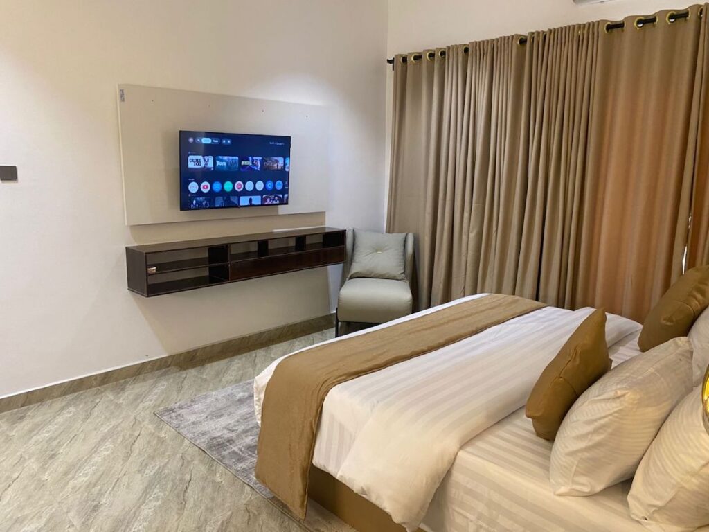 suite-teestone-hotel-ikeja-ojodu-lagos-4